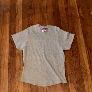 Vintage Champion Kids Grey T-Shirt Size Large (Can be worn as crop top)